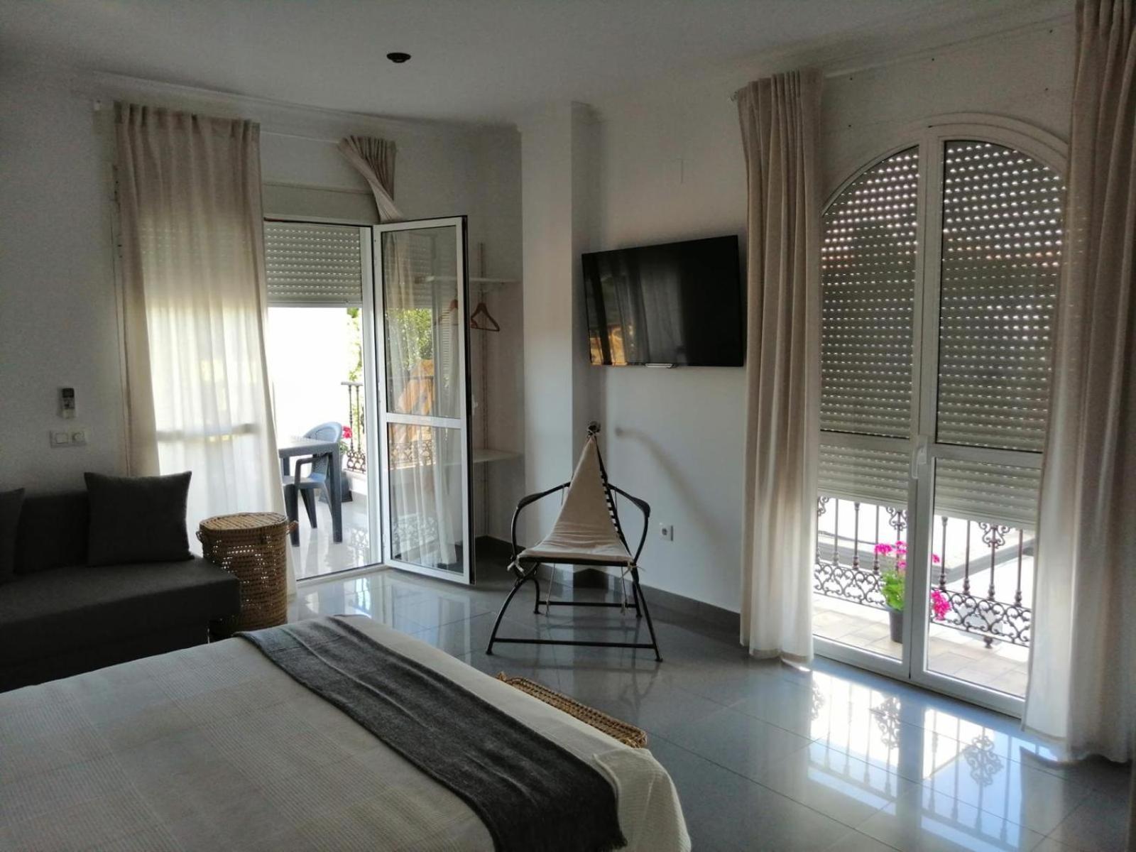 Hostal La Tarayuela بارباتي المظهر الخارجي الصورة