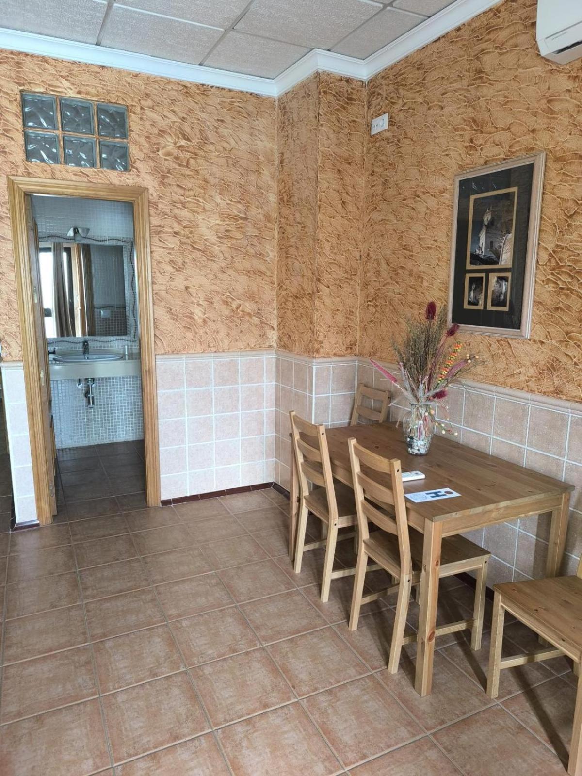 Hostal La Tarayuela بارباتي المظهر الخارجي الصورة